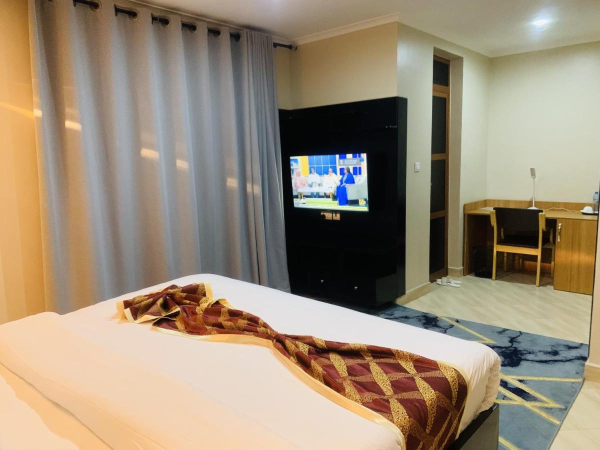 Spring Hills Hotel - Dodoma Bagian luar foto