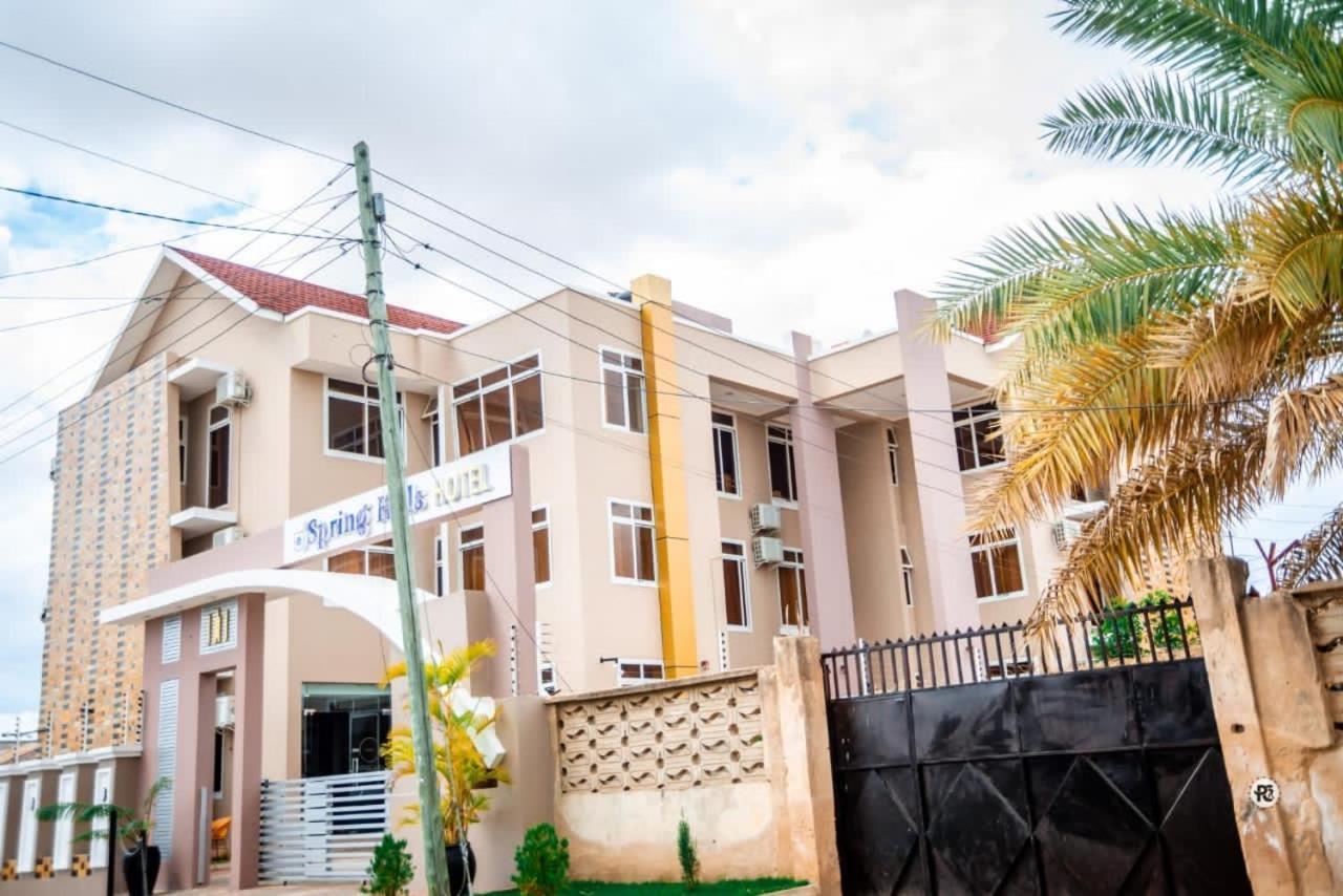 Spring Hills Hotel - Dodoma Bagian luar foto