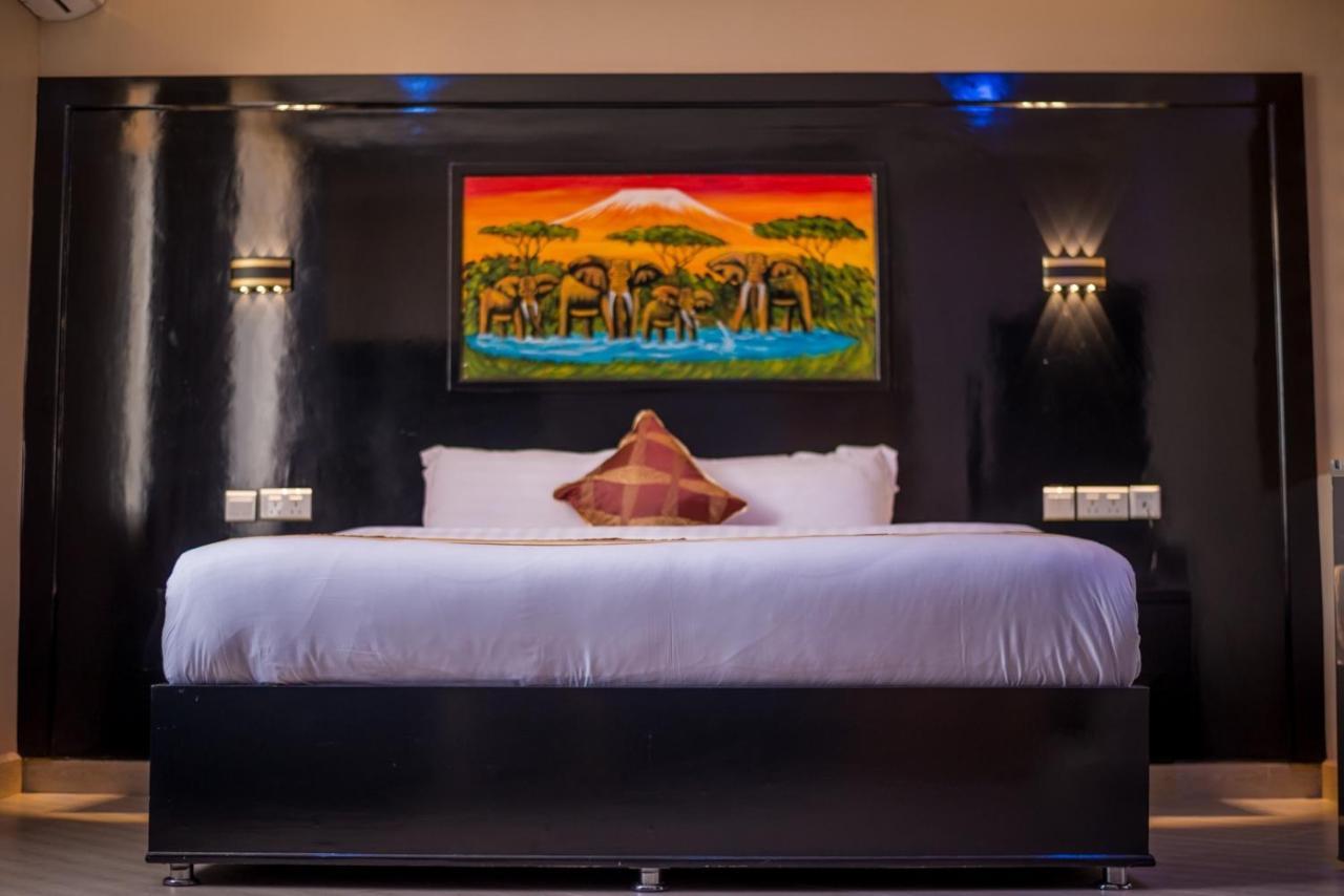 Spring Hills Hotel - Dodoma Bagian luar foto